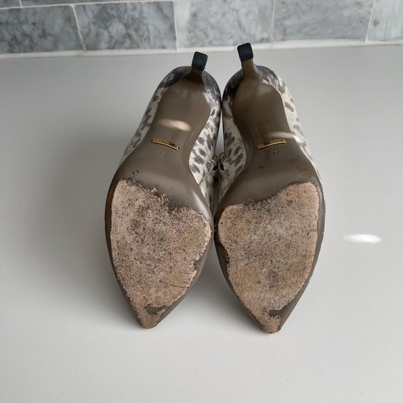 Gucci embossed leather snake print booties - Picture 7 of 7